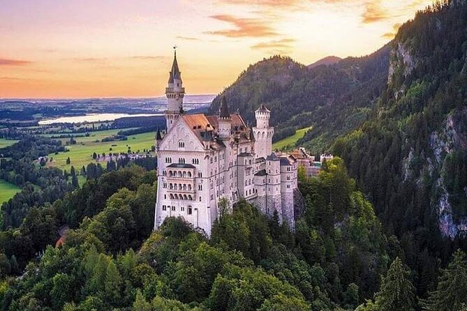 Skip the Line: Neuschwanstein Castle Private Tour From Füssen or Hohenschwangau - How long the day takes, and why timing is everything