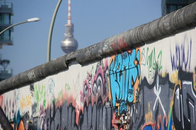 Small-Group Berlin Sightseeing and Food Tour of Prenzlauer Berg and Mitte - Meeting at Schankhalle Pfefferberg, Then Warming Up With Coffee