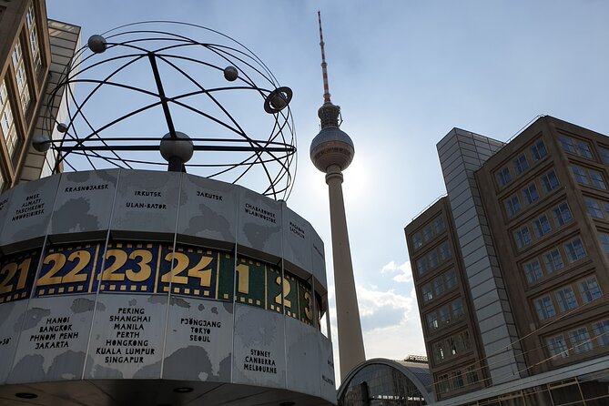 Small Group Walking Tour of East Berlin with a French Guide - Guides, Language, and How to Get the Most Even If French Is Not Your Strong Suit