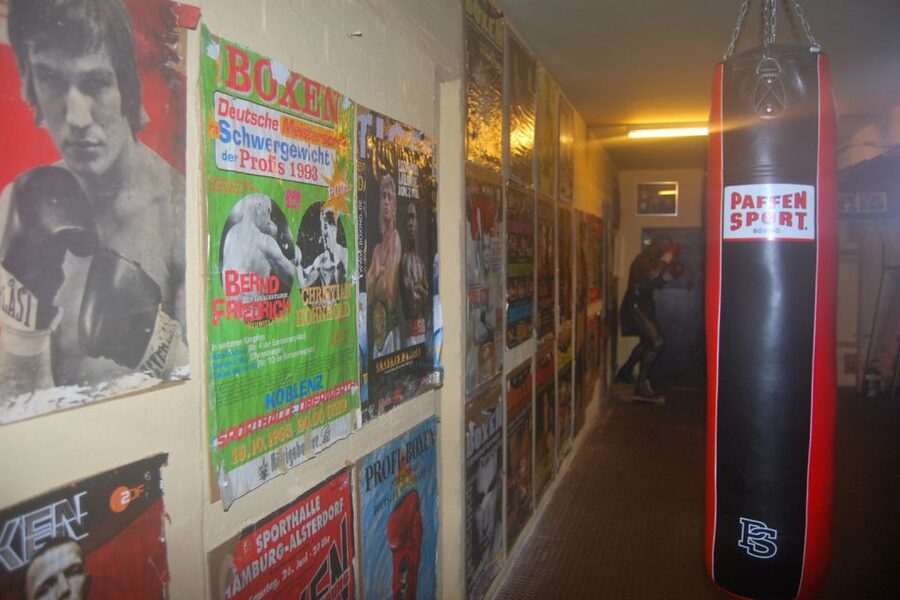 St. Pauli: Daytime Tour - Who should book this St. Pauli daytime walk