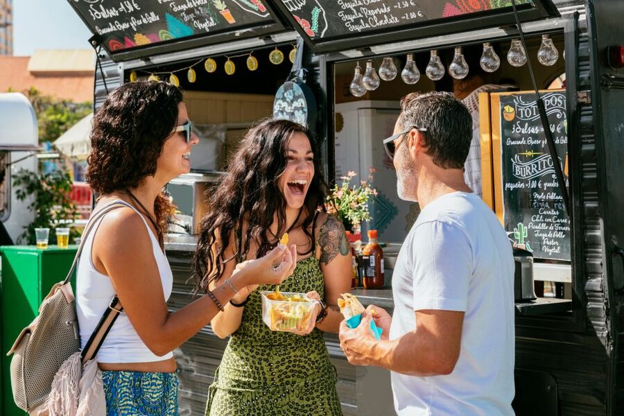 St. Pauli: Guided Food Tour with 5 Tastings - Five stops across St. Pauli: what each tasting is really for