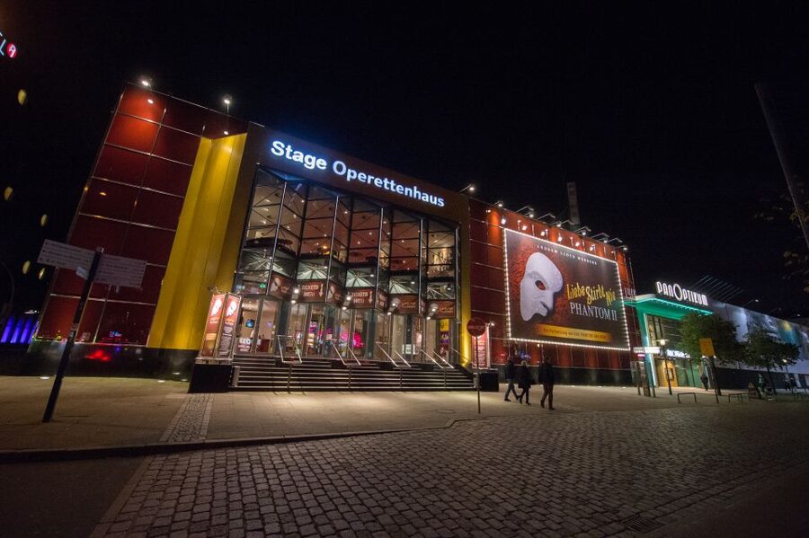 St. Pauli Nightlife Tour with Drag Queen in German - Finishing at Große Freiheit with Olivia Jones Bars
