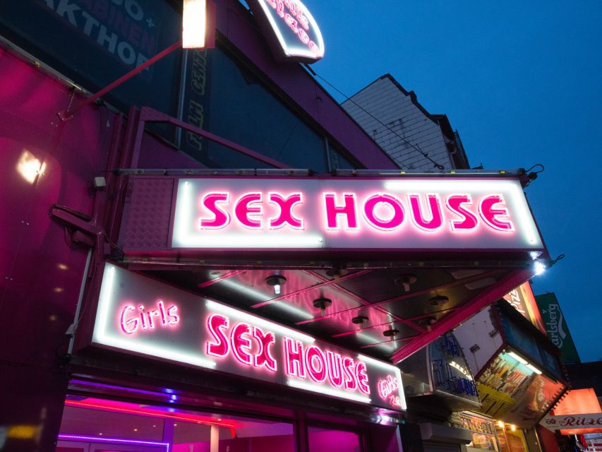 St. Pauli Tour: Drag-Attack with Barbie Stupid & Lee Jackson - Practical Tips So You Enjoy It, Even If St. Pauli Isn’t Your Thing