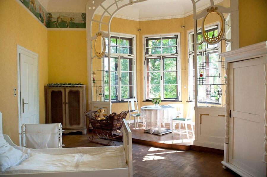 Stein: Guided tour of Count von Faber-Castell's castle - Castle as Press Camp: History That Changes How You See the Rooms