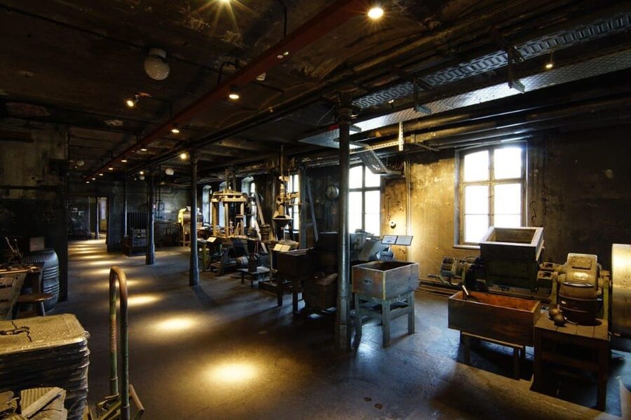 Stein: Public guided tour of the "Old Mine" museum - The west bank of the Rednitz and the building’s nested eras