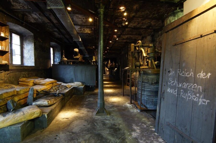 Stein: Public guided tour of the "Old Mine" museum - Entering the “Old Mine” rooms: where the industrial story becomes physical