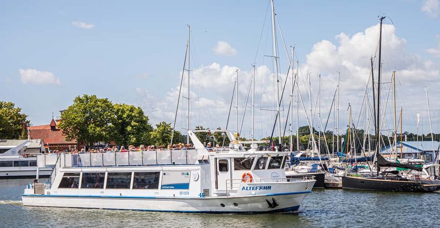 Stralsund: 1-Hour Harbor Cruise - Should You Book the Stralsund 1-Hour Harbor Cruise?