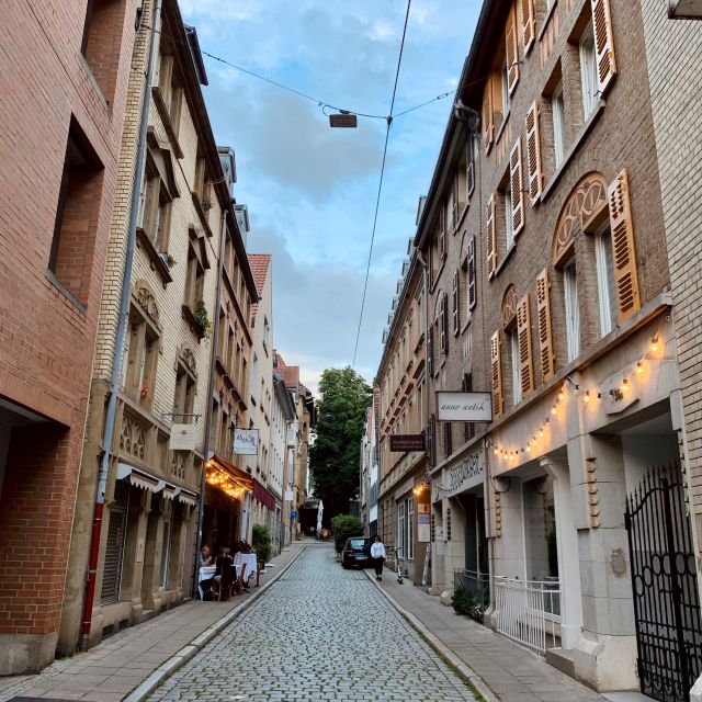 Stuttgart: Bean District Walking Tour with Swabian Food - Who should book this walking tour in Stuttgart
