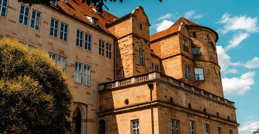 Stuttgart: City History Guided Walking Tour - Schillerplatz: where the story shifts from court to civic space