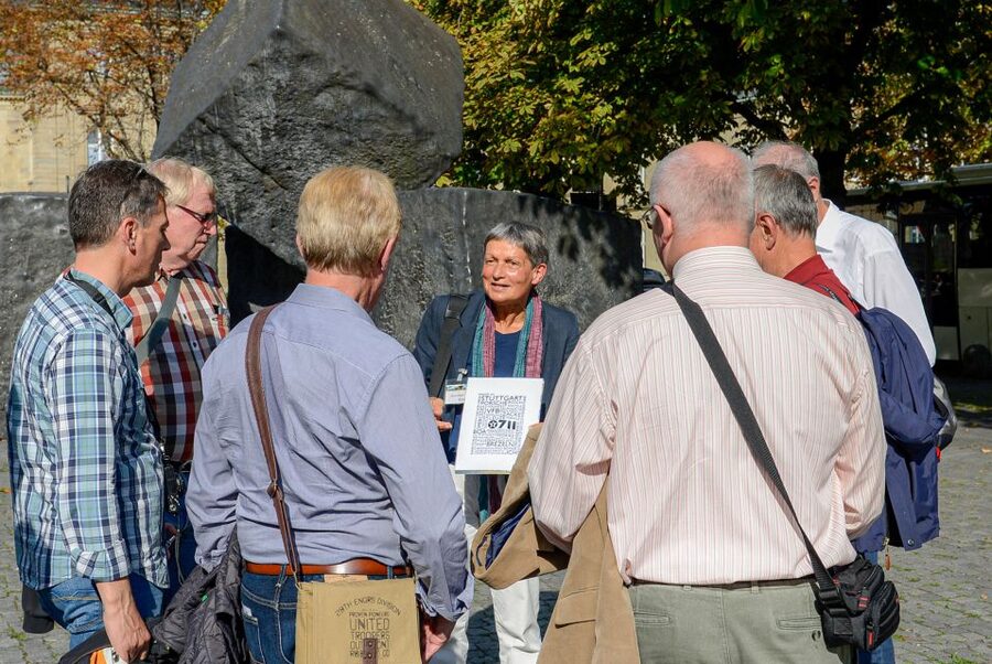 Stuttgart: entertaining guided tour to old town highlights - Price and Timing: Does $16 Make Sense for 1.5 Hours?