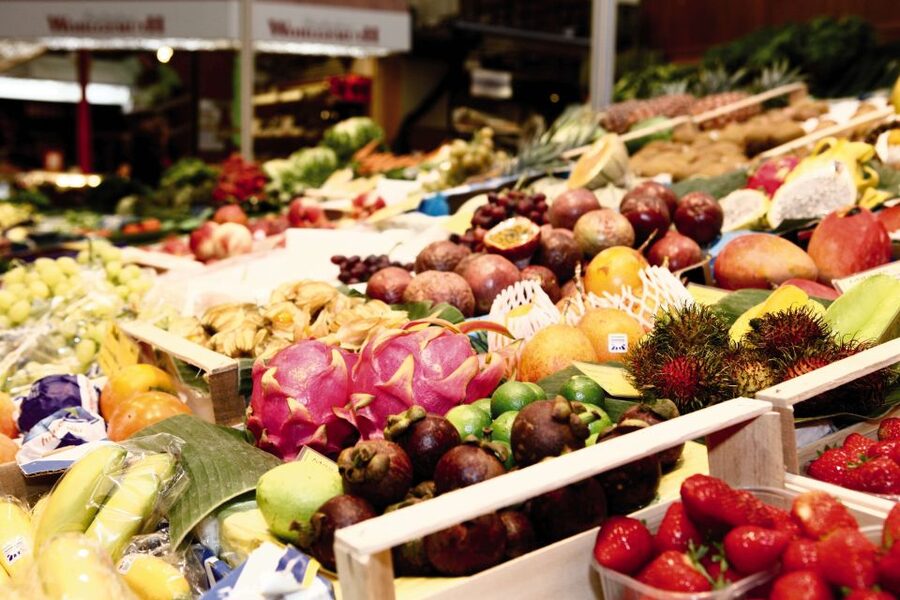 Stuttgart: Guided Tour of the Stuttgart Market Hall - What You Learn: History That Actually Fits the Place