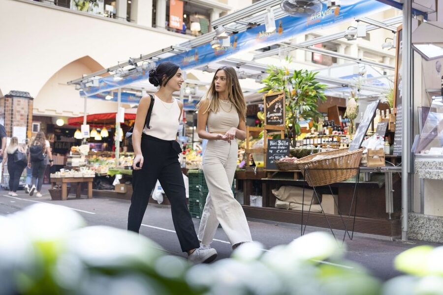 Stuttgart: Guided Tour of the Stuttgart Market Hall - Meeting at Merz and Benzing: The Easiest Part