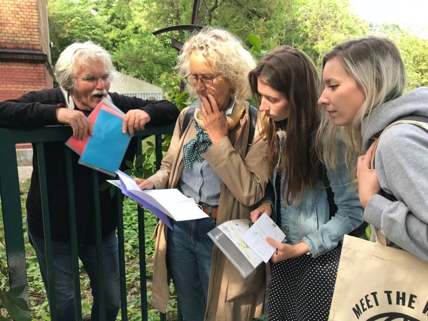 Stuttgart: Karlshöhe Crime Mystery Tour - Practical Tips Before You Go