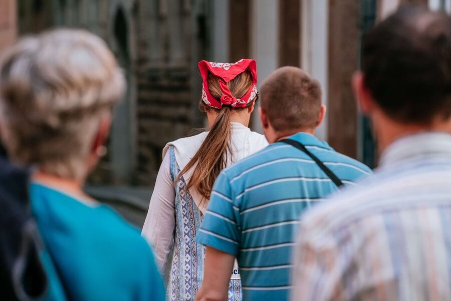 Stuttgart: "Kehrwoche" Tour in Swabian - Frau or Mr Schwätzele: the guide persona that runs the show