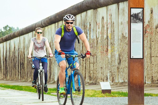 The Beauty of Berlin by Bike: Private Tour - Why a private bike loop beats big-bus sightseeing in Berlin