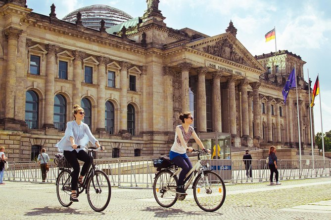 The Beauty of Berlin by Bike: Private Tour - Rathauspassagen start, and how the 2 hours 30 minutes usually feels