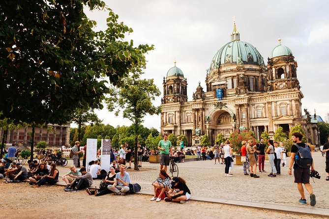 The History of Berlin: WWII PRIVATE Walking Tour With Locals - Checkpoint Charlie and the Berlin Wall era, explained where it mattered