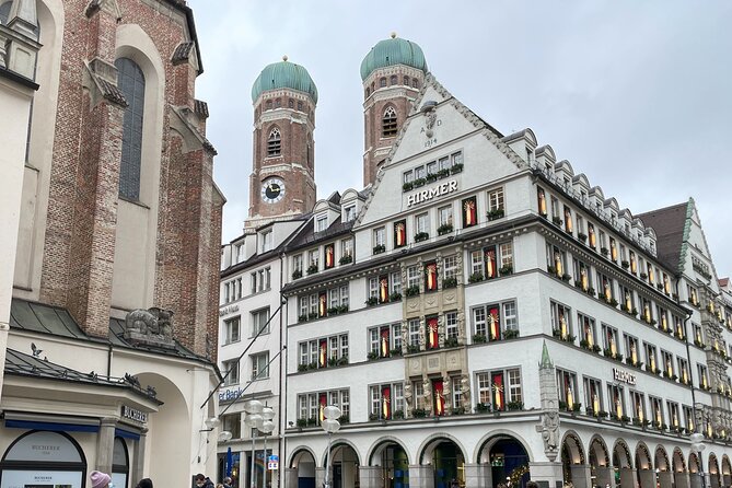 The Perfect Start: Munich PRIVATE Tour with Bavarian Breakfast - Odeonsplatz and the old-city feel around the Residenz Palace