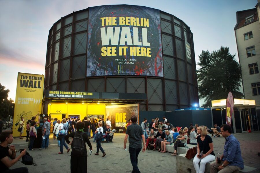 THE WALL: asisi Panorama Berlin Ticket - Entering asisi Panorama: what your $16 ticket really gives you