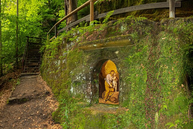 Top Full-Day Adventure: Bohemian & Saxon Switzerland from Dresden - How the guides and gear shape the day