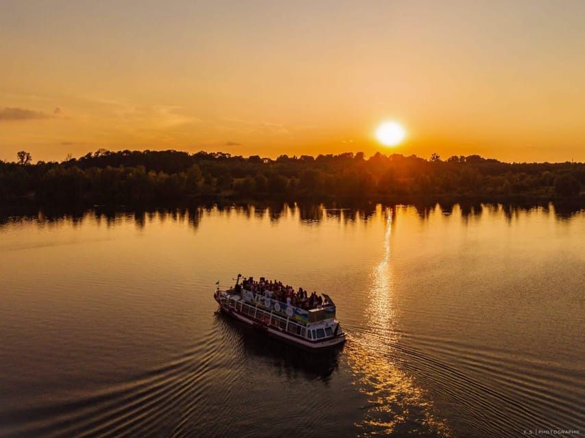 Tour on Lake Cospuden - Crew energy and the small-service details that matter on a short trip