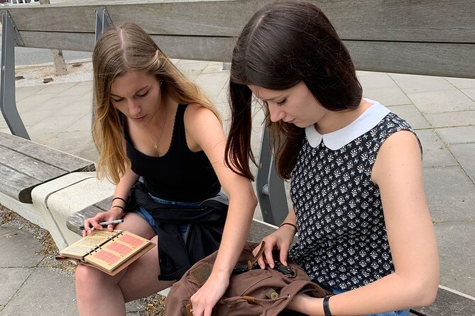 Treasure Hunt through Hamburg's Hafencity - On Tuesday, Thursday, and Sunday: WhatsApp start and end only