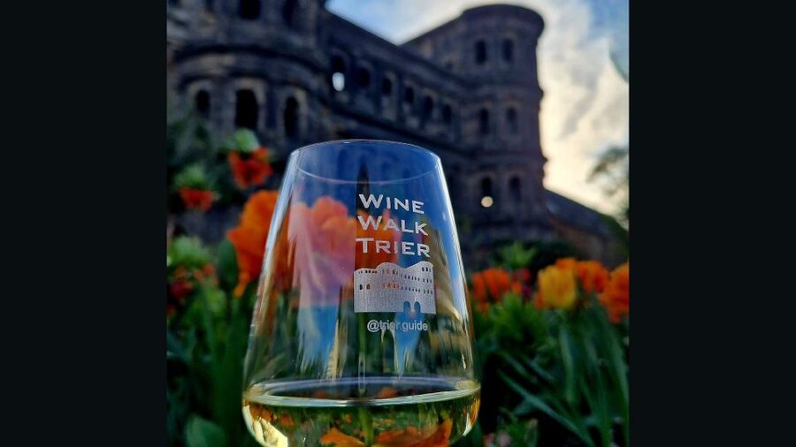 Trier: Guided City Walk with Wine Tasting - The voucher and the post-walk reward at Weinwirtschaft Friedrich-Wilhelm