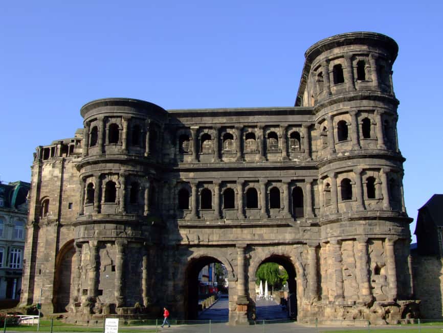 Trier, Moselle: Wine excursion with boat trip - Trier, Moselle, and Wine: The Smart Half-Day Formula