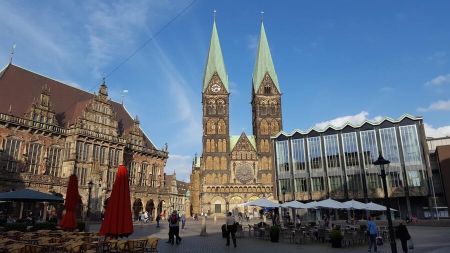 Truth or lie? - A special tour through Bremen's Old town - The guessing sheet: how to play without getting lost