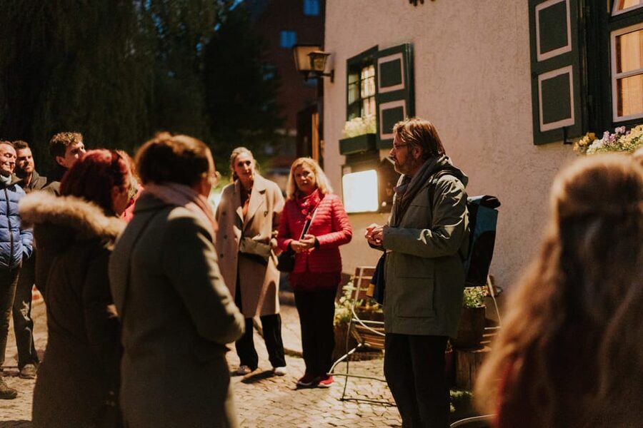 Ulm: Evening stroll through the old town - Price and value: why $14 makes sense for 90 minutes