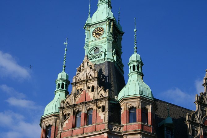 UNESCO World Heritage - Speicherstadt and Kontorhaus district - UNESCO World Heritage, translated into a walk you can follow