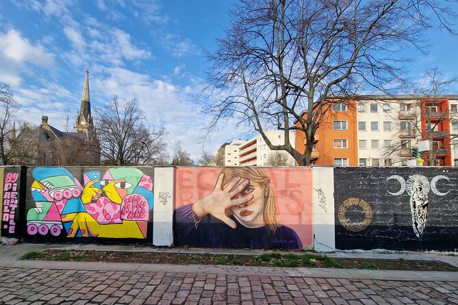 Walking on the Wall: 3-Hour Tour in Berlin - Why This Wall Walk Clicks Faster Than Self-Guided Sightseeing