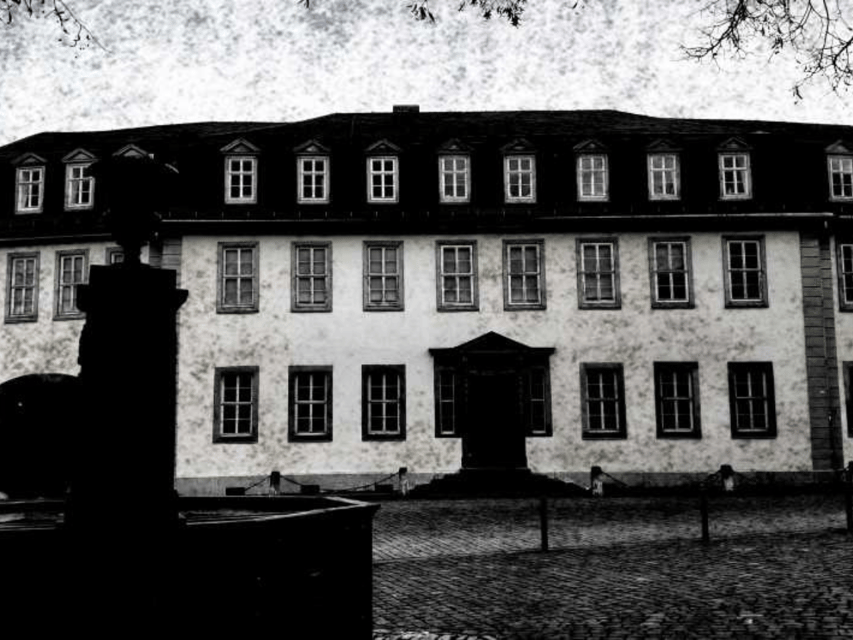 Weimar: DunkelWeimar, true crime citytour and game - Tech checklist, startup clarity, and how to avoid a wasted start