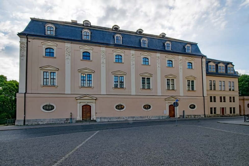 Weimar: Scavenger Hunt Self-Guided Walking Tour - Key highlights to look for