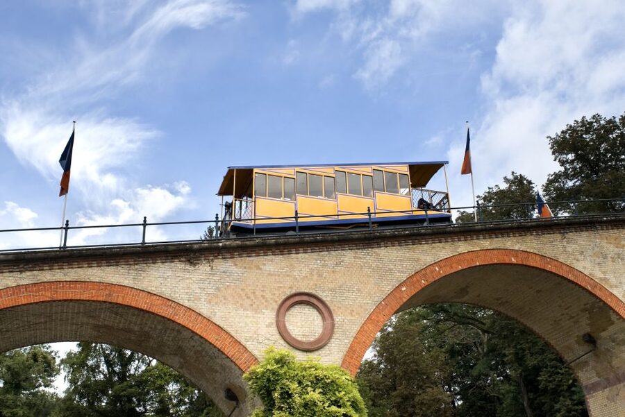 Wiesbaden: Private Walking Tour with a Guide - What you gain from a private guide, from Urich to Uschi