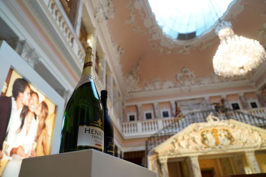 Wiesbaden: Sparkling Winemaking Tour with 3-Glass Tasting - From Grapes to Sekt and Other Sparkling Styles